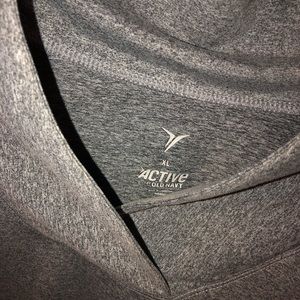 Old Navy Tops - Gray Old Navy active wear top, size XL Old Navy Tops - Gray Old Navy active wear top, size XL